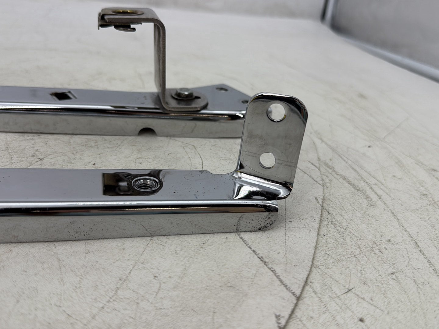 1998 Harley Touring FLHTCUI Electra Glide Ultra OEM Left Right Saddlebag Fender Struts Brackets