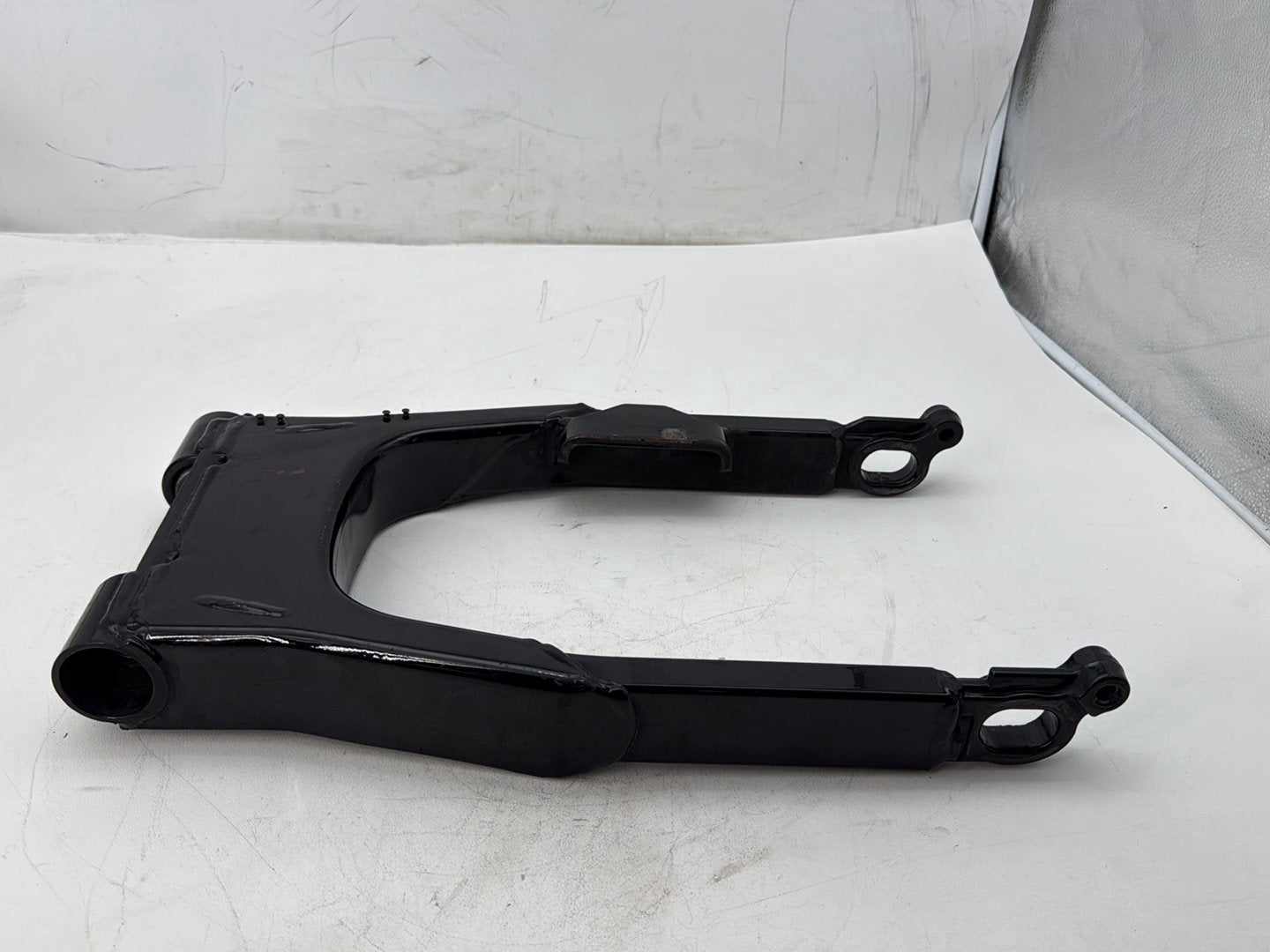 2007 Harley Touring FLHTP Electra Glide Police OEM Rear Fork Swingarm Swing Arm