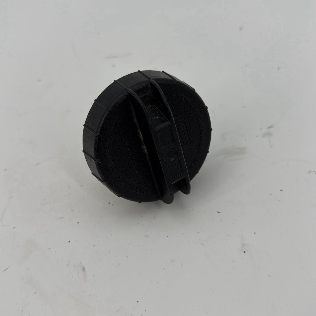 2008 - 2016 Harley-Davidson Touring Street Glide Fuel Gas Tank Cap Bushing Hub  	61274-92