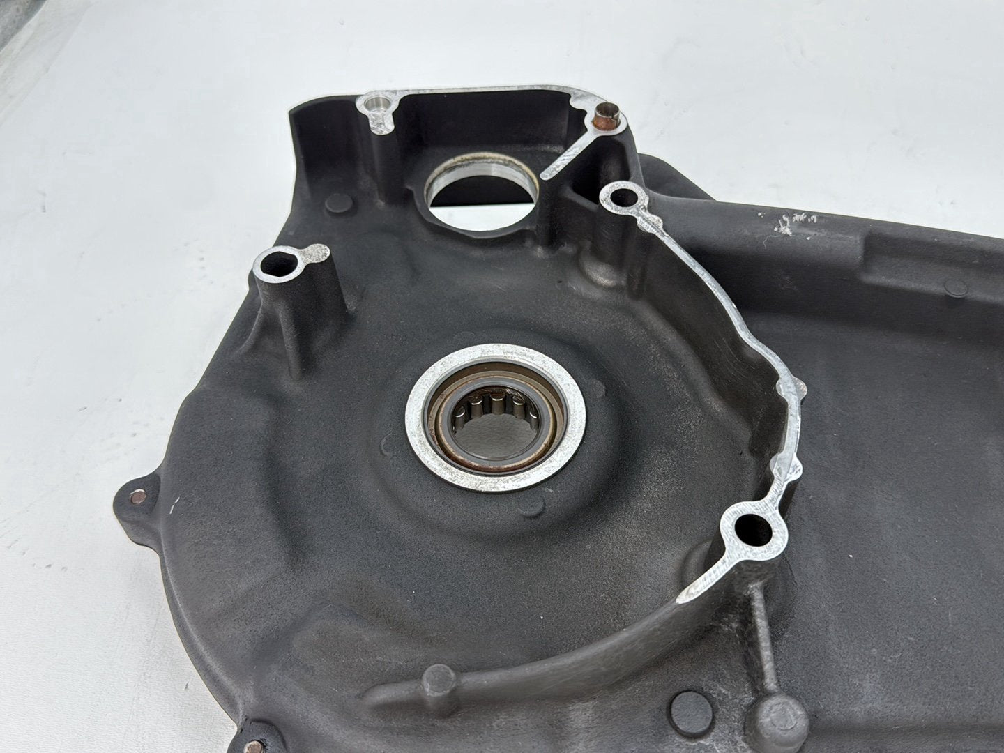 2006 Harley Dyna FXDWGI Wide Glide OEM Inner Primary Clutch Cover