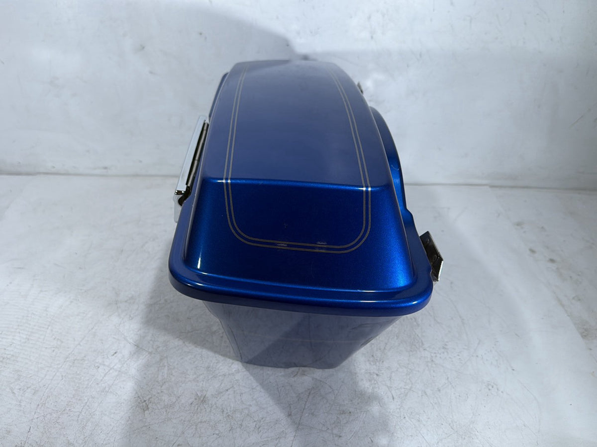 2007 Harley Electra Glide Touring Ultra OEM Right 1 Saddlebag Luggage NO Key