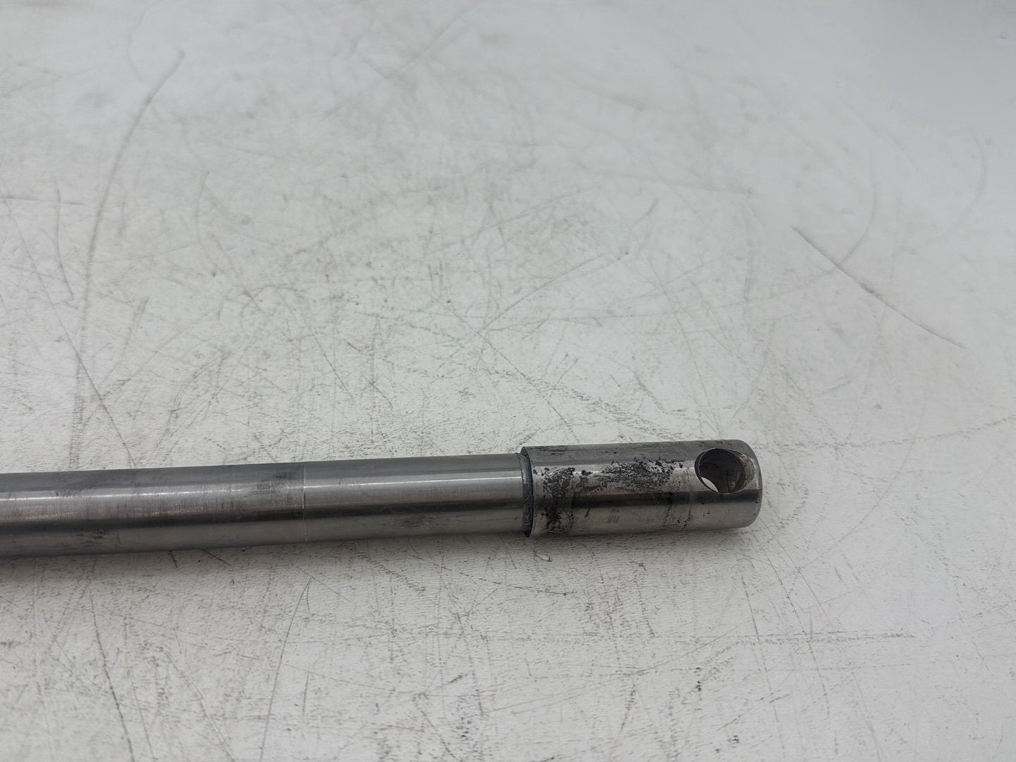 2005 Harley Dyna FXDWG Wide Glide OEM Front Wheel Axle Bolt Shaft