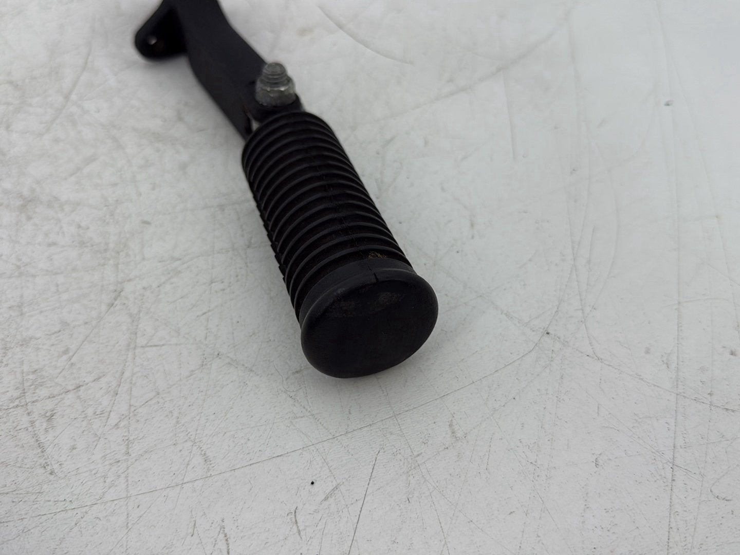 2008 Harley Dyna FXDL Low Rider Anniversary OEM Passenger Left & Right Foot Pegs