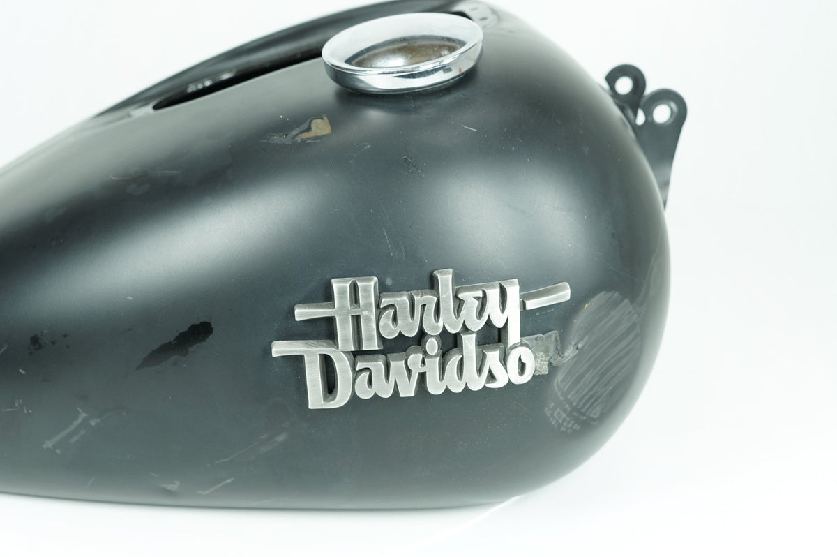 2016 Harley Dyna FXDB Street Bob OEM Fuel Gas Tank Gasoline Reservoir