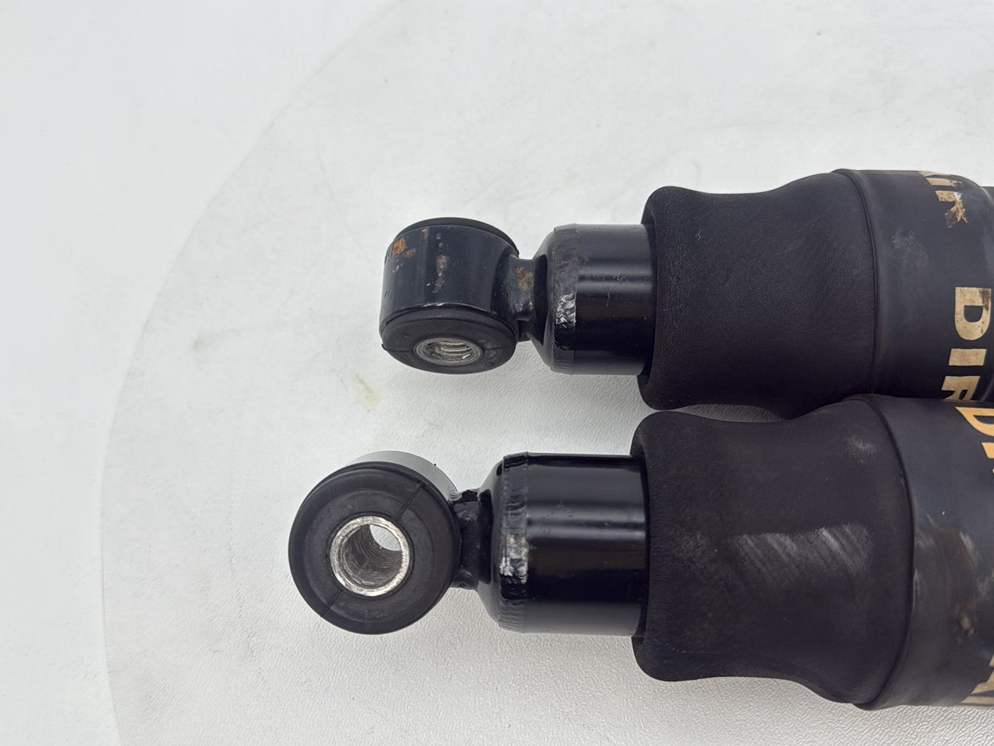 2019 - 2023 Harley-Davidson Touring Road King Special Rear Left Right Shock Absorbers Dirty Air