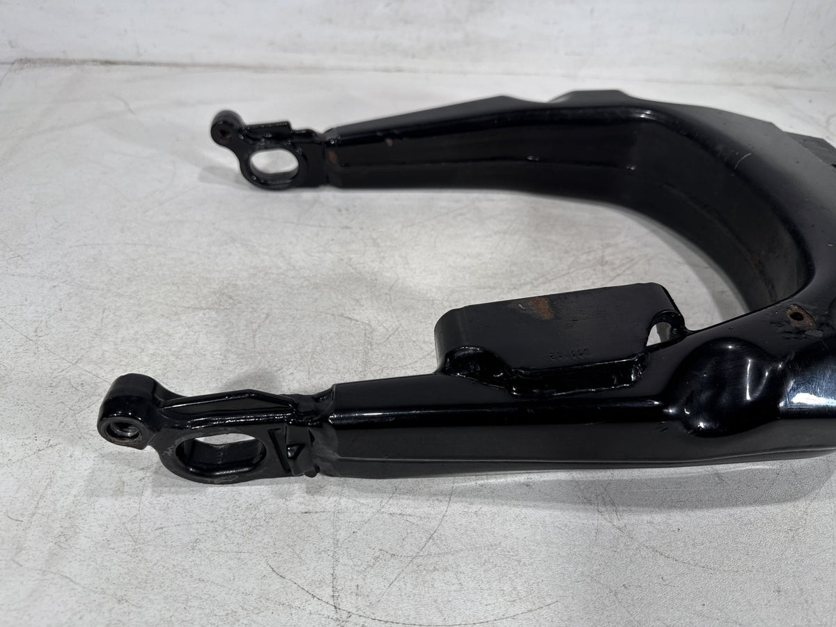 2011 Harley Electra Glide Touring Police OEM Rear Fork Swingarm Swing Arm