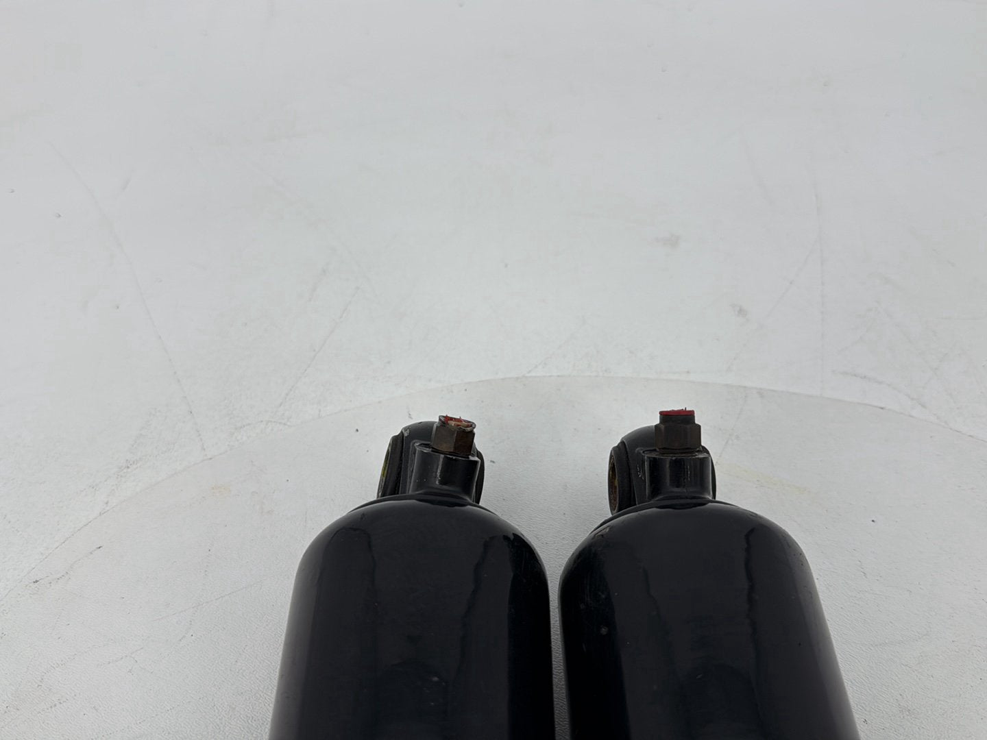 1999 - 2006 Harley-Davidson Touring Electra Glide Rear Left Right Shock Absorbers 54565-97C