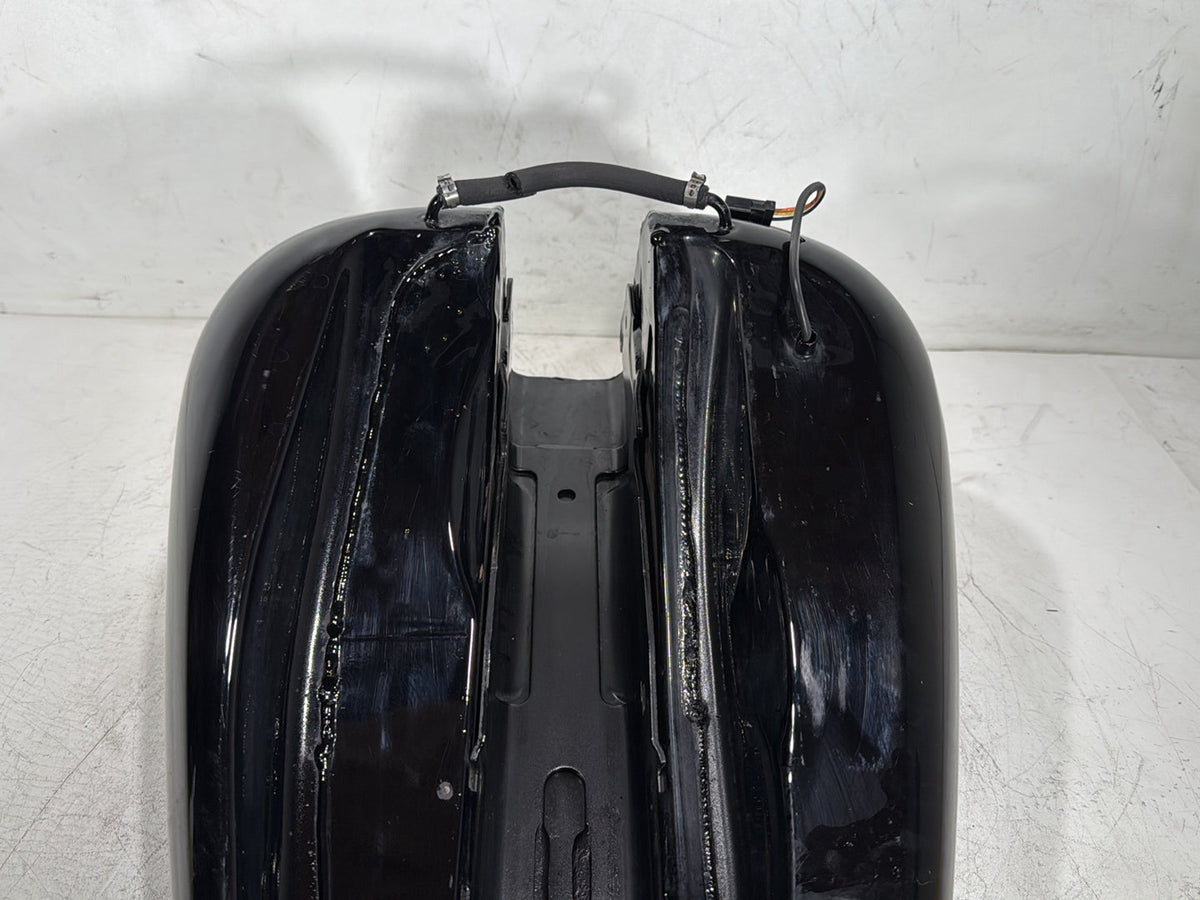 2009 Harley Dyna Street Bob FXDB OEM Fuel Gas Tank Gasoline Reservoir