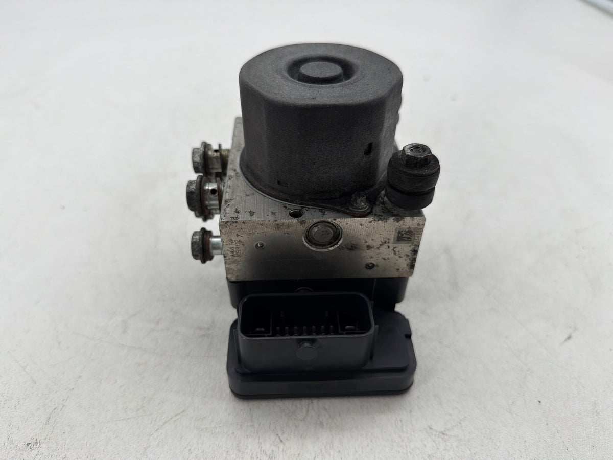 2014 Harley Electra Glide Touring Ultra OEM ABS Brake Pump & Control Module