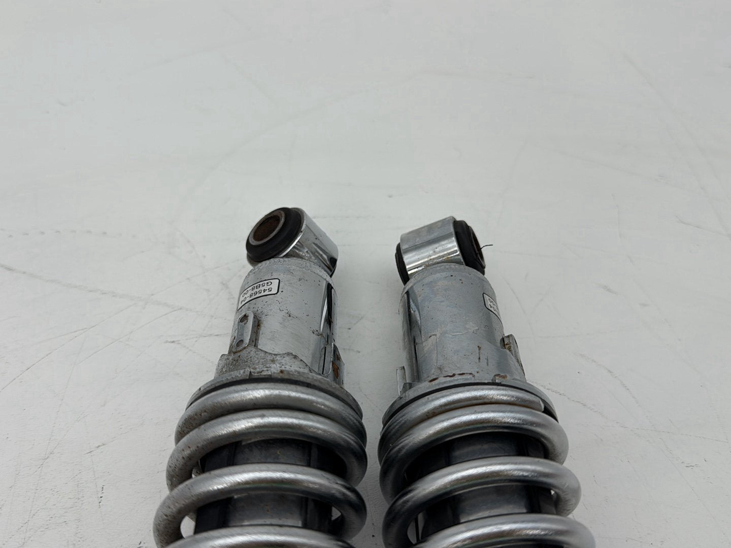 2004 - 2013 Harley-Davidson Sportster 1200 Custom Rear Left Right Shock Absorbers 54568-04