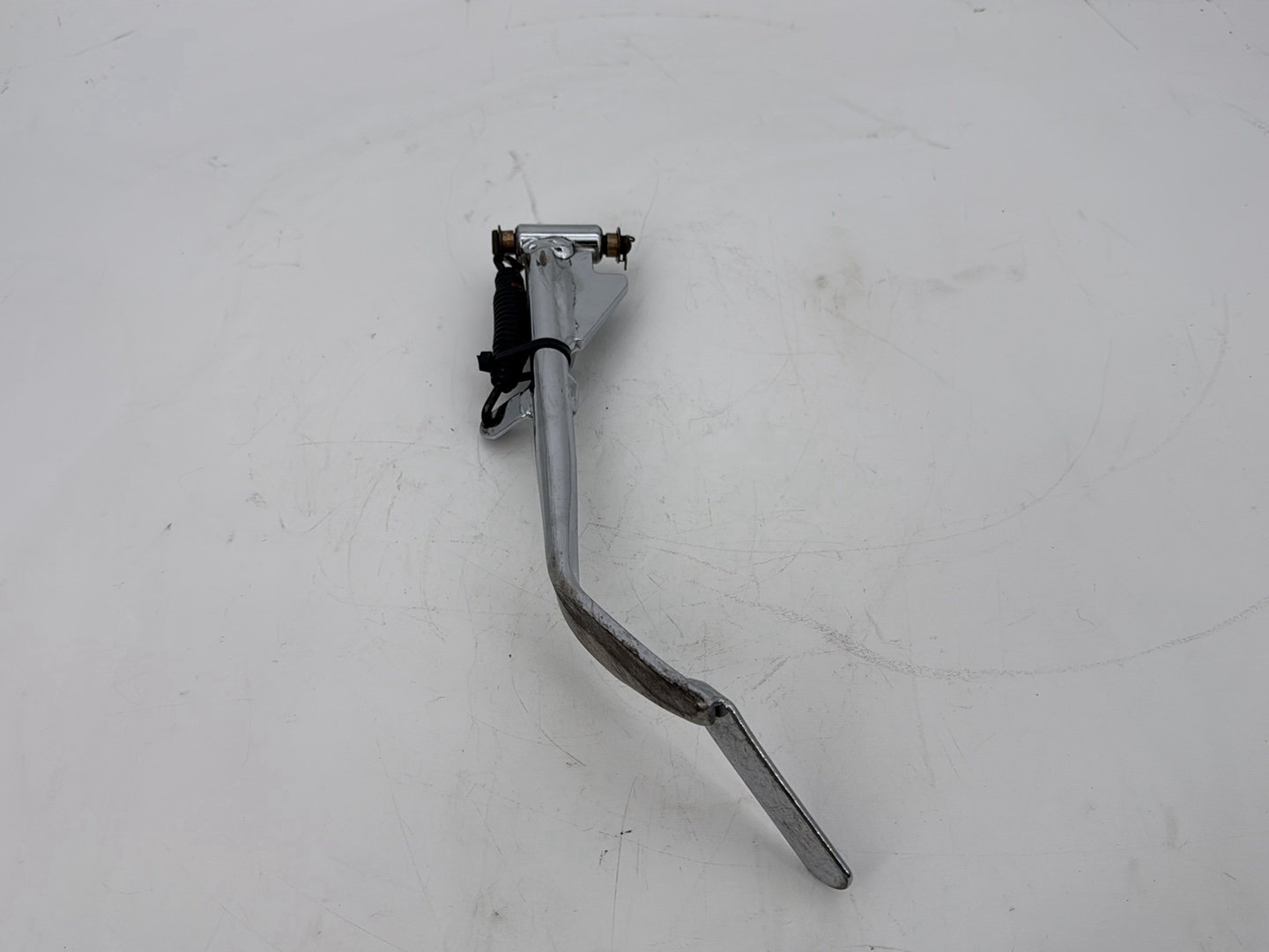 2009 Harley Sportster XL1200C 1200 Custom OEM Left Side Jiffy Kick Stand & Spring
