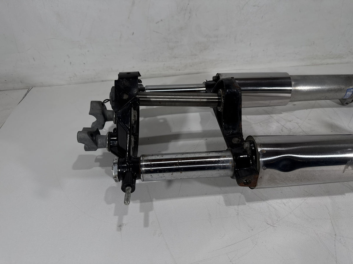 2011 Harley Road King Touring OEM Front Triple Tree Set LH RH Fork Legs Sliders