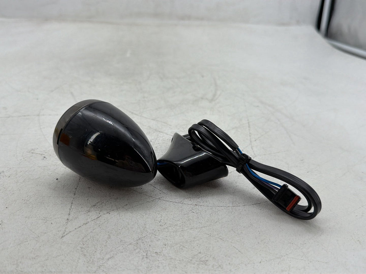 2018 Harley Road Glide Touring FLTRXS OEM Front 1 Turn Signal Indicator Blinker
