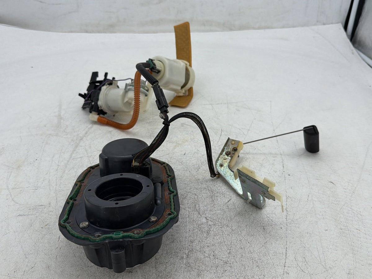 2006 Harley Dyna Super Glide FXDI OEM Fuel Pump Gas Gasoline Petrol Sending