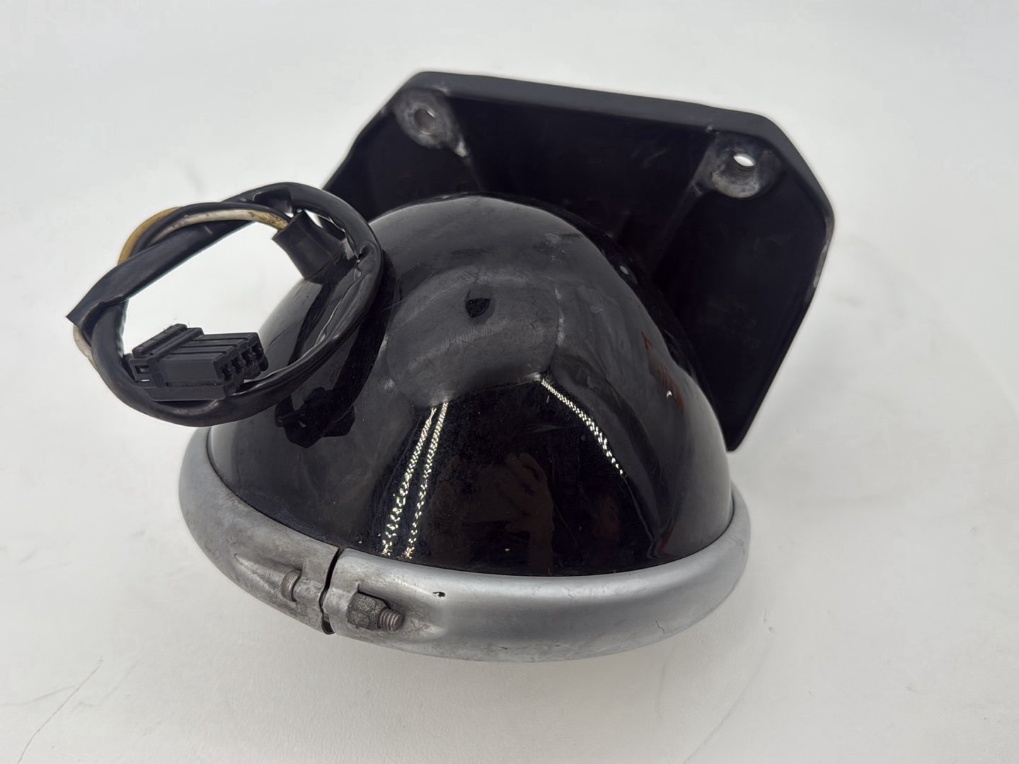 2004 - 2022 Harley-Davidson Sportster 1200 Nightster Headlight Headlamp Head Light Halogen 69774-07A