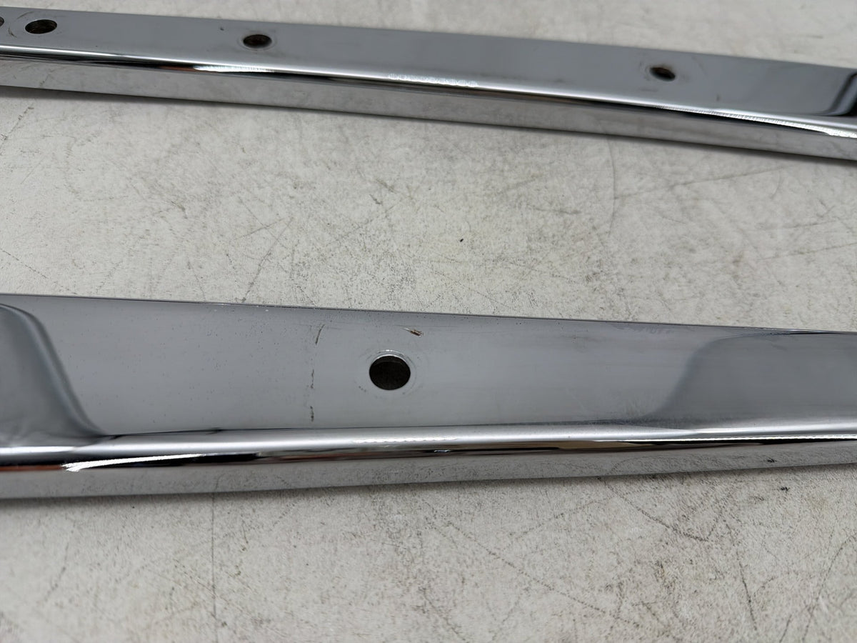 2004 Harley Heritage Softail Classic OEM Rear Left Right Fender Struts Bracket