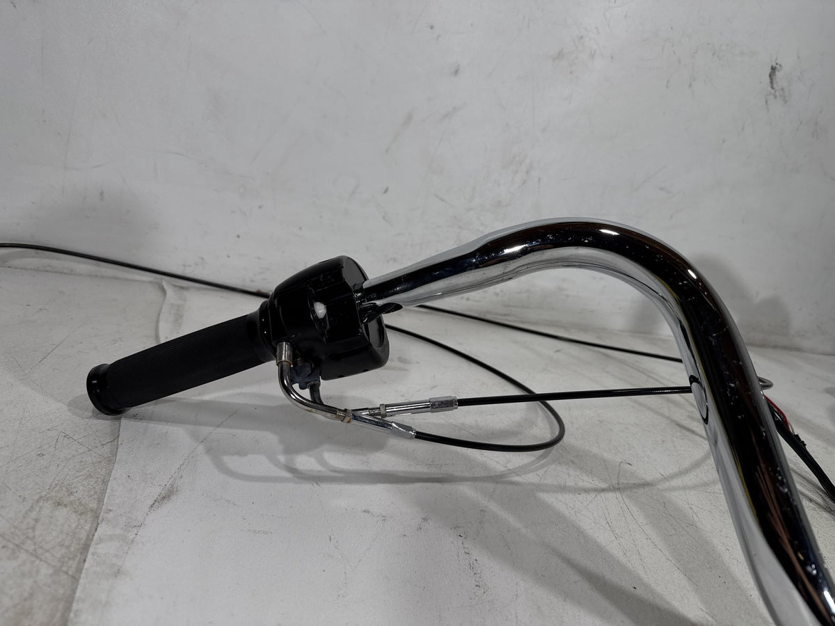 2011 Harley Softail Deluxe FLSTN OEM Handlebars Left Right Switches Controls