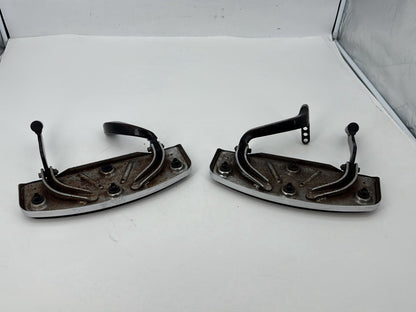1999 - 2006 Harley-Davidson Touring Electra Glide Classic Left Right Driver Floorboard Foot Rest  	50614-91A