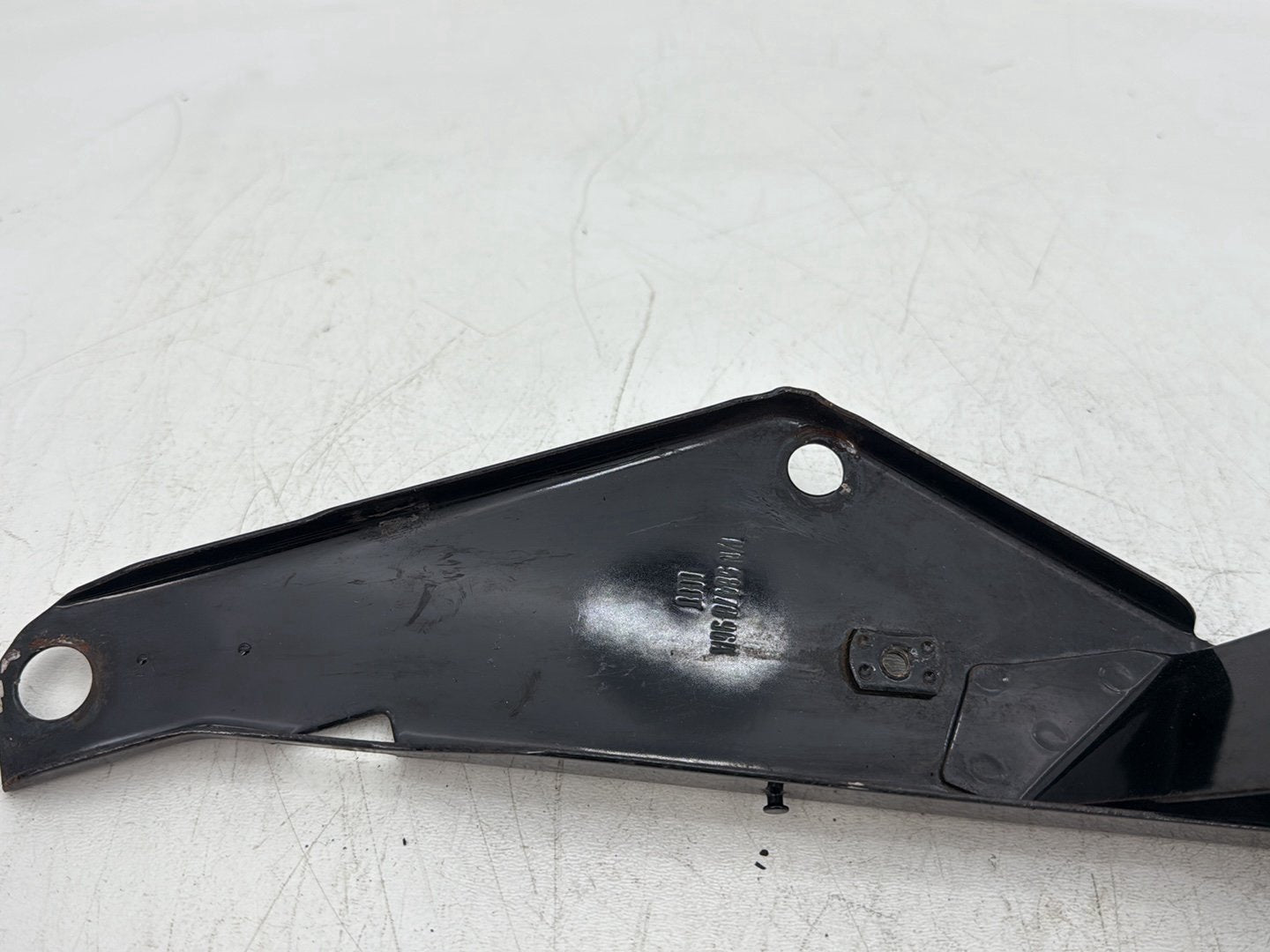 2007 Harley Touring FLHTCU Electra Glide Ultra OEM Right Left Fairing Support Brackets