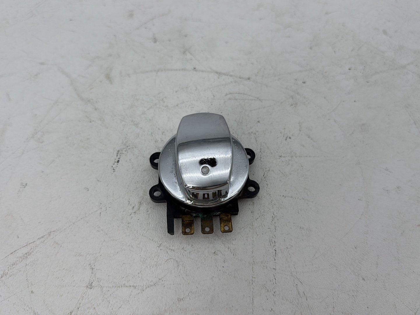 1999 - 2006 Harley-Davidson Touring Road King Police Ignition Switch Cylinder Barrel Lockset NOKey 71313-96A