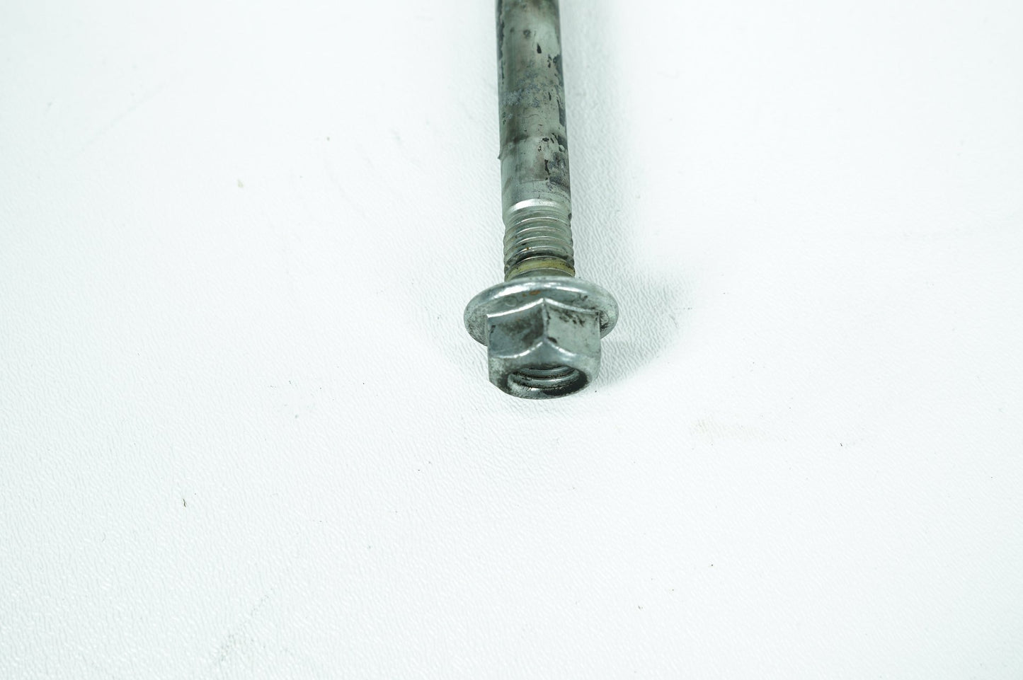 2007 - 2011 Harley-Davidson Softail Heritage Classic Rear Fork Swingarm Pivot Bolt Shaft 47610-08