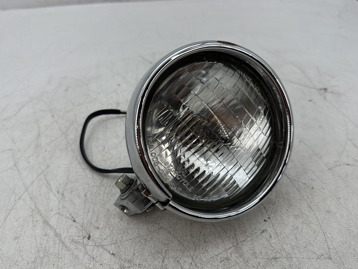 2003 Harley Dyna Wide Glide FXDWG OEM Headlight Headlamp Head Light Halogen