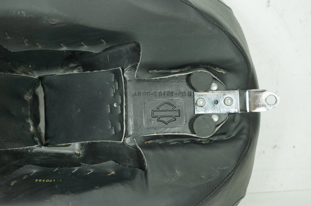 2013 Harley Touring FLHX Street Glide OEM Passenger Rider Driver Seat Saddle