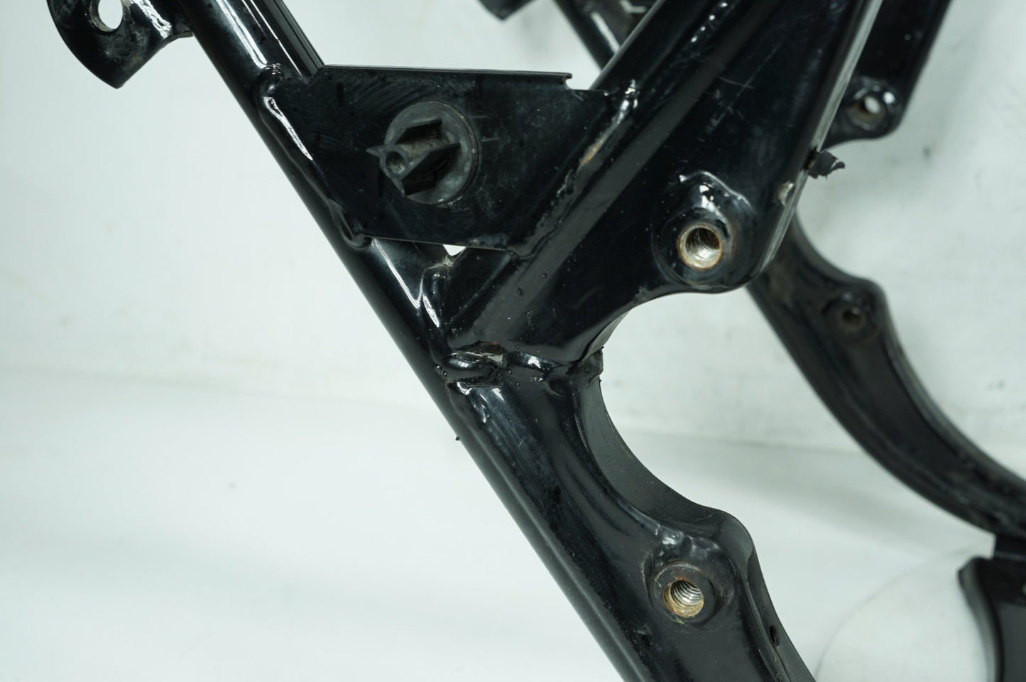 1999 - 2006 Harley-Davidson Touring Electra Glide Classic Body Main Frame Chassis SLVG 47900-02A