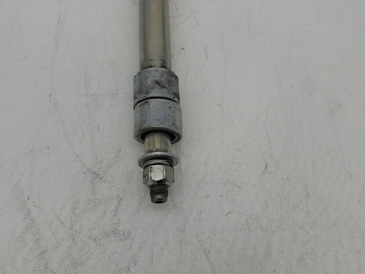 2006 Harley Electra Glide Touring FLHT OEM Front Wheel Axle Bolt Shaft