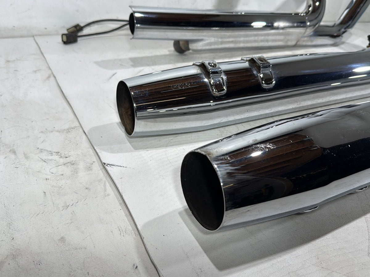 2011 Harley Electra Glide Touring Ultra OEM Exhaust Header Pipes Muffler