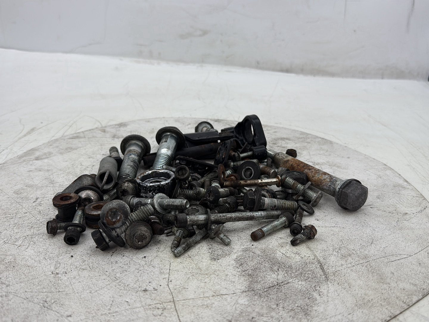 2004 Harley Sportster XL883C 883 Custom OEM Hardware Bolts Nuts & Brackets