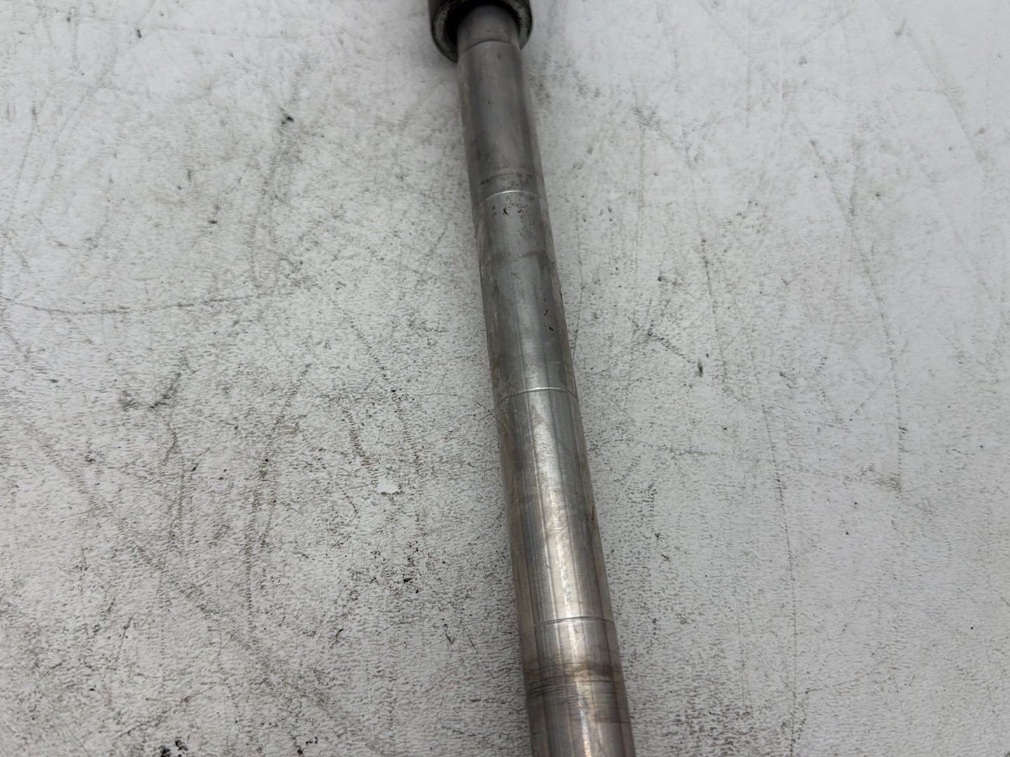 1996 Harley Electra Glide Touring FLHT OEM Front Wheel Axle Bolt Shaft