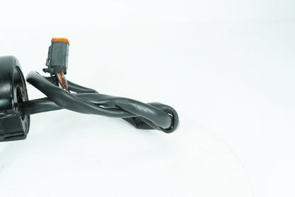1999 - 2006 Harley-Davidson Softail Deluxe Right Engine Start Kill Switches Controls 71589-96B , 71591-00 , 71564-96