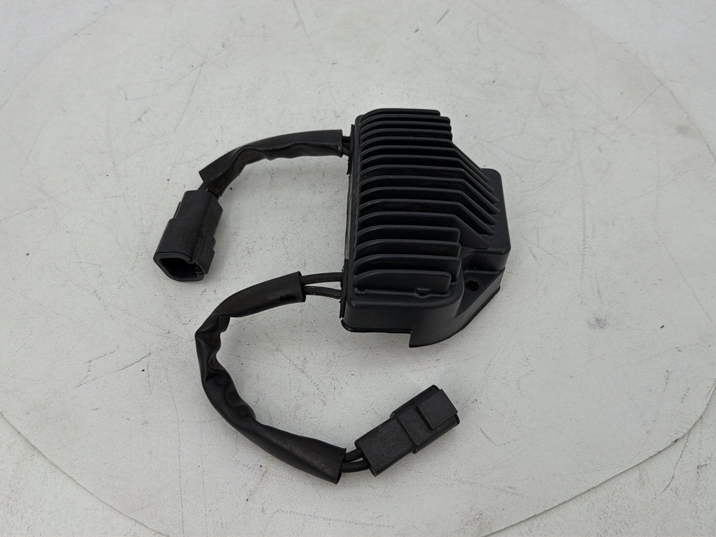 2007 - 2017 Harley-Davidson Dyna Super Glide Custom Voltage Regulator Rectifier  74631-06