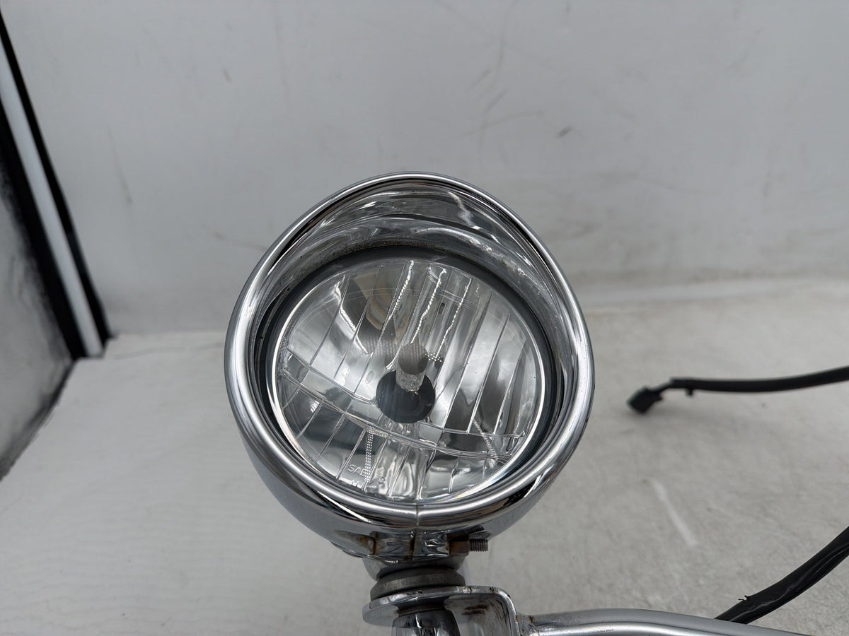 2004 Harley Electra Glide Touring Ultra OEM Front Turn Signal Indicators Aux Light Bar
