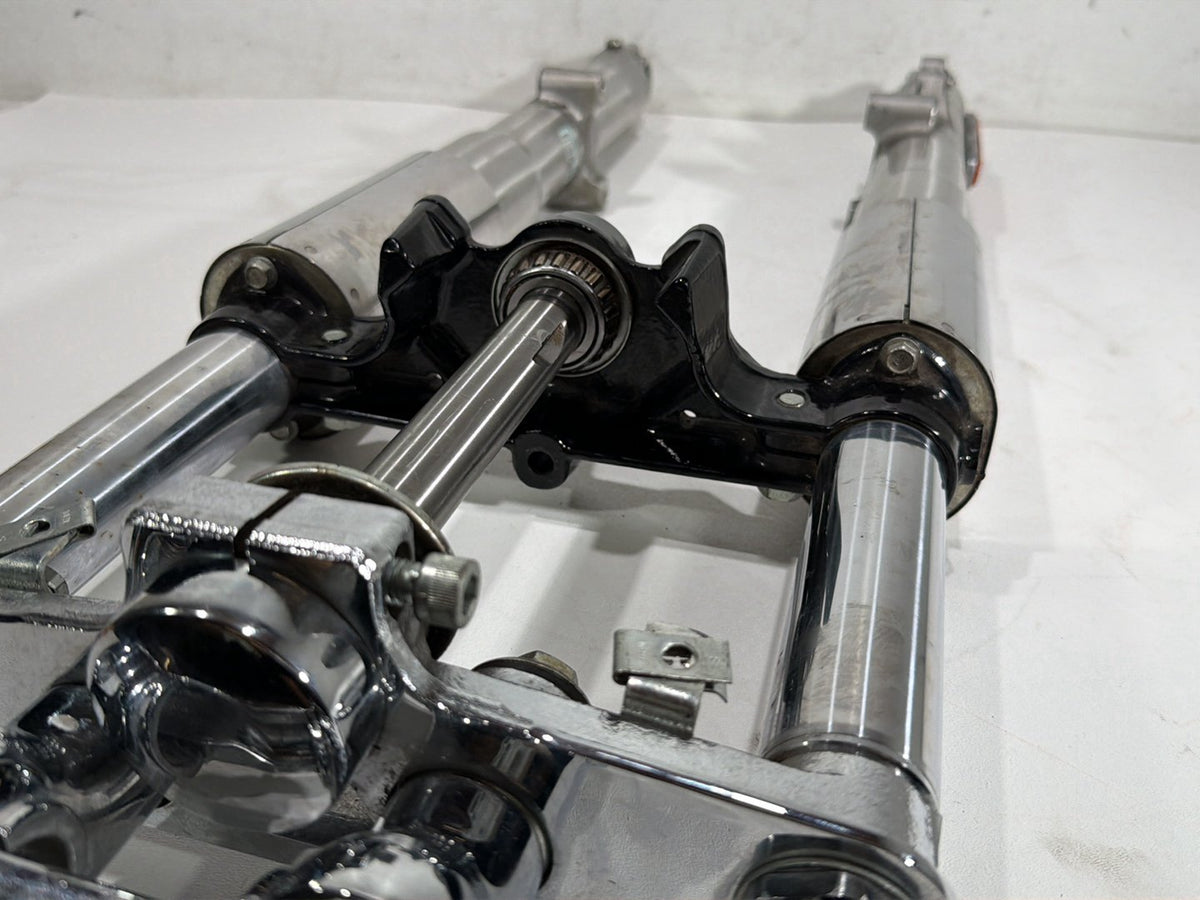 2011 Harley Heritage Softail Classic FLSTC OEM Front Triple Tree Set & LH RH Fork Legs Sliders