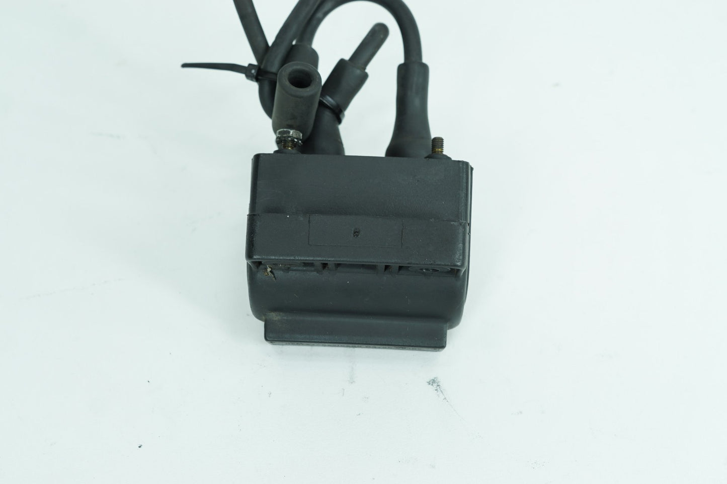 1983 - 1998 Harley-Davidson Dyna Super Glide Ignition Coil Spark Plugs Cable 31614-83A