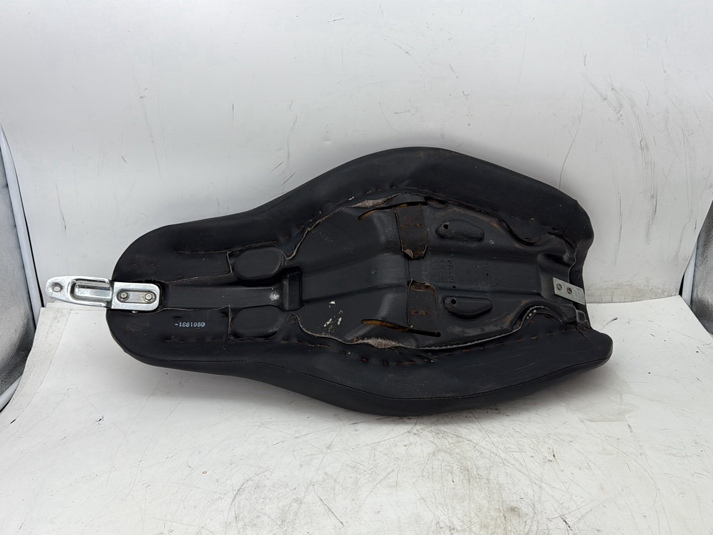 2012 Harley Dyna FXDF Fat Bob OEM Passenger Rider Driver Seat Saddle