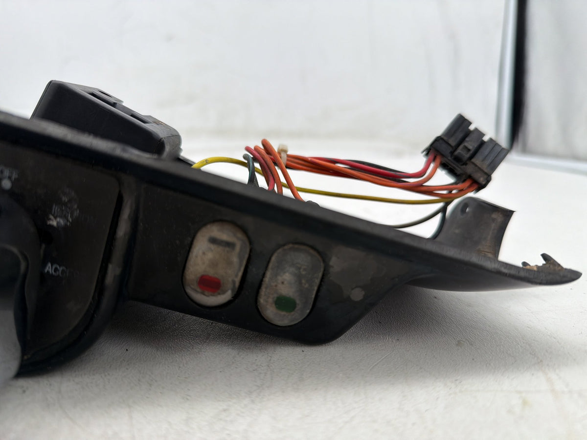 2011 Harley Street Glide Touring FLHX-103 OEM Fuel Gas Tank Dash Console NOKey