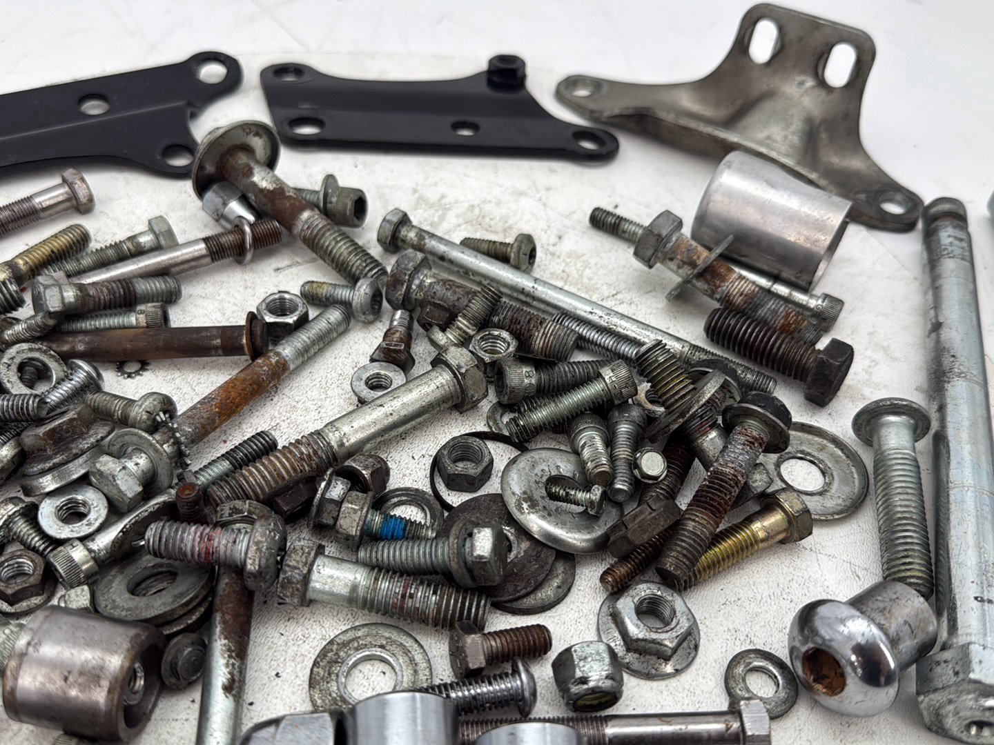 2001 Harley Sportster 883 Hugger XLH883 OEM Hardware Bolts Nuts & Brackets