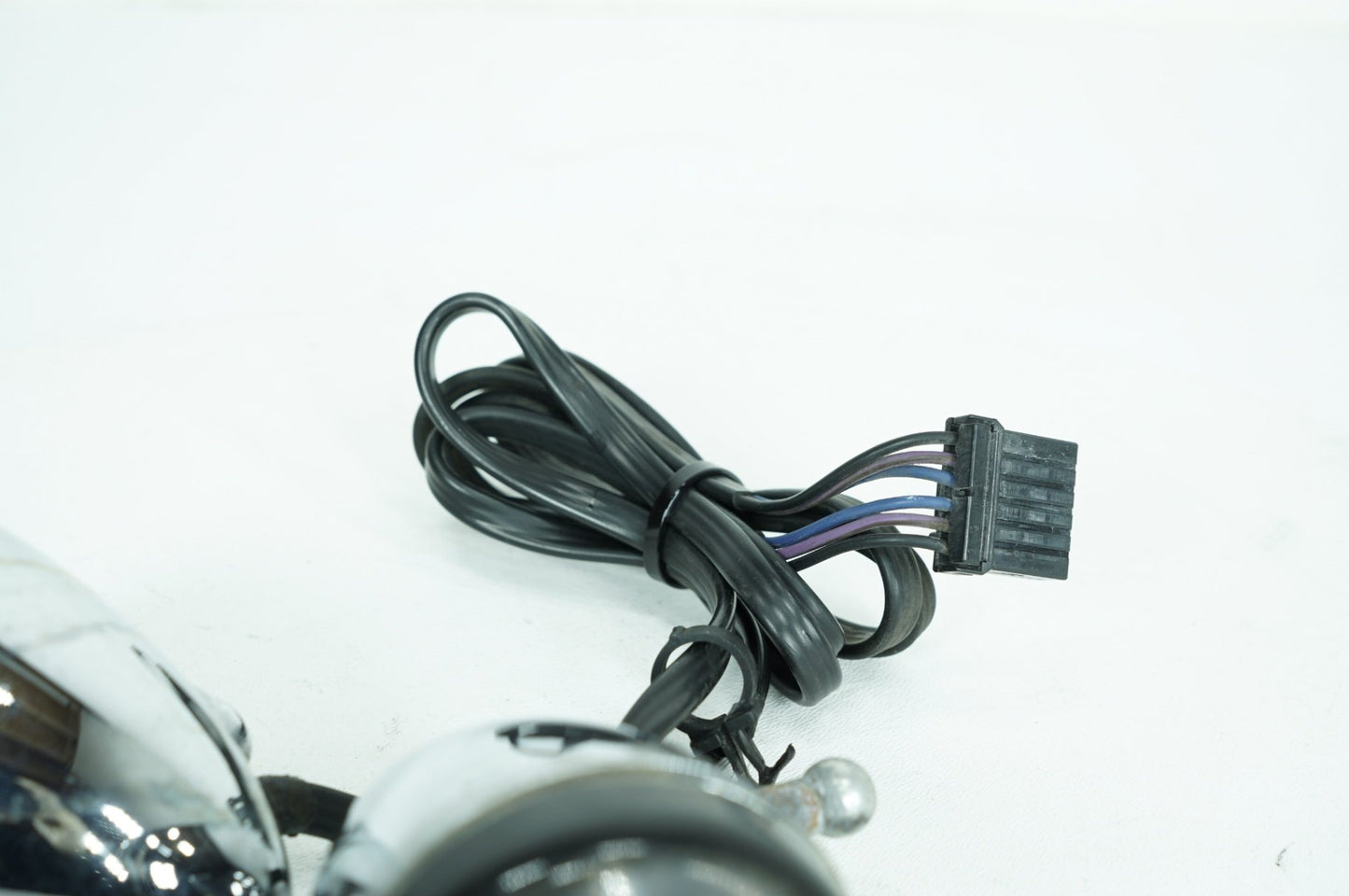 2004 - 2022 Harley-Davidson Sportster SuperLow Front Left Right Turn Signal Indicators 68972-00