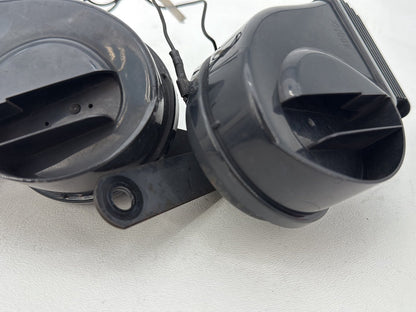 2004 - 2013 Harley-Davidson Sportster 883 Custom Signal Horn Klaxon Beep 69060-90D