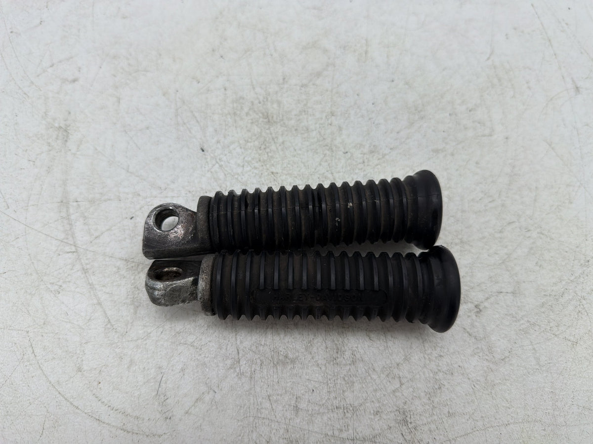 1991 Harley Sportster 883 Deluxe XLH883 OEM Left & Right Step Foot Rest Pegs