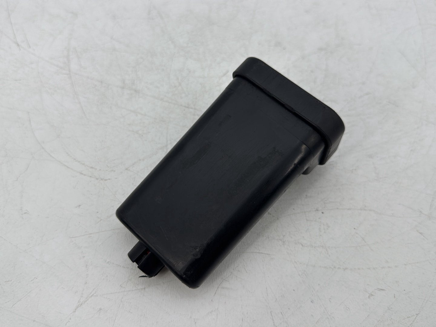 2006 - 2017 Harley-Davidson Dyna Street Bob Turn Signal Security Module TSSM 68923-00D