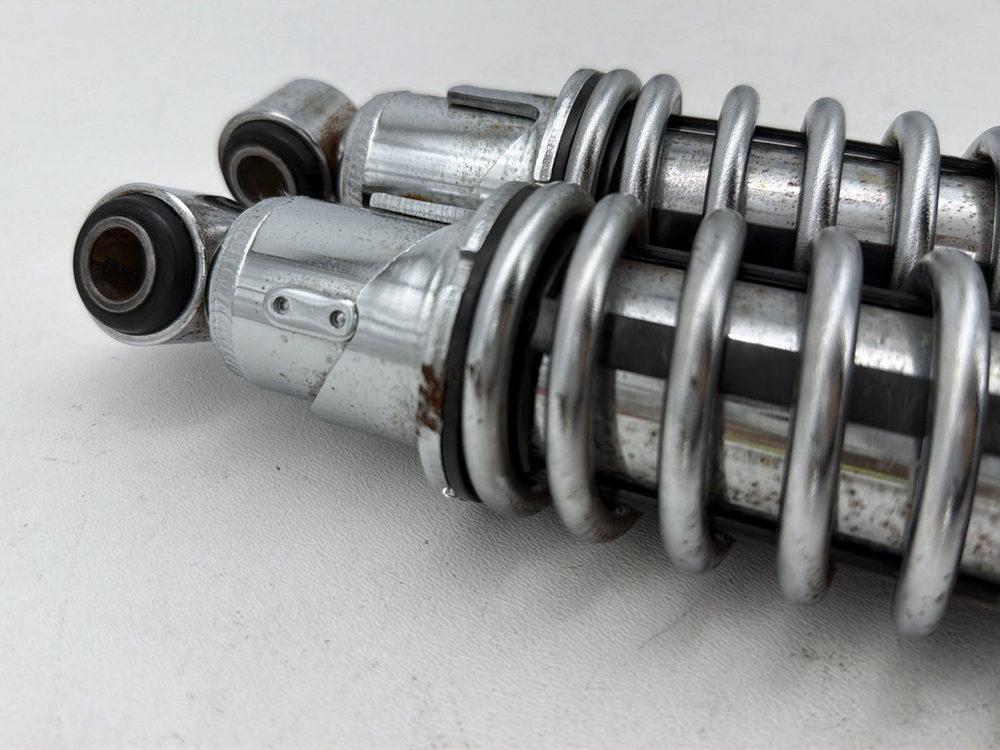 2006 Harley Sportster 883 XL883 OEM Rear Left Right Shock Absorbers