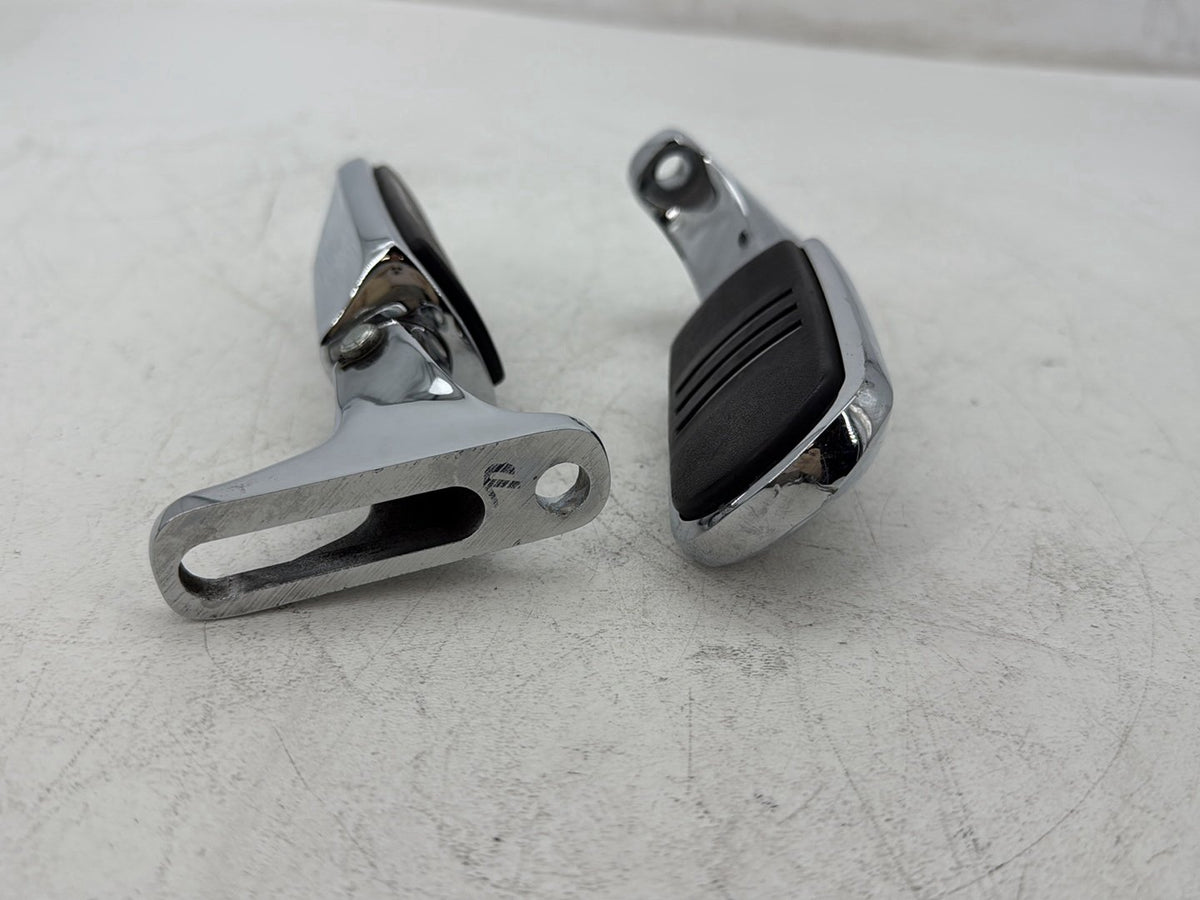 2017 Harley Road Glide Touring FLTRXS OEM Passenger Left & Right Foot Pegs