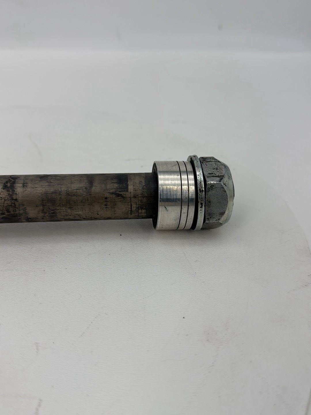 2007 - 2017 Harley-Davidson Dyna Wide Glide Rear Wheel Axle Bolt Shaft  	41114-08