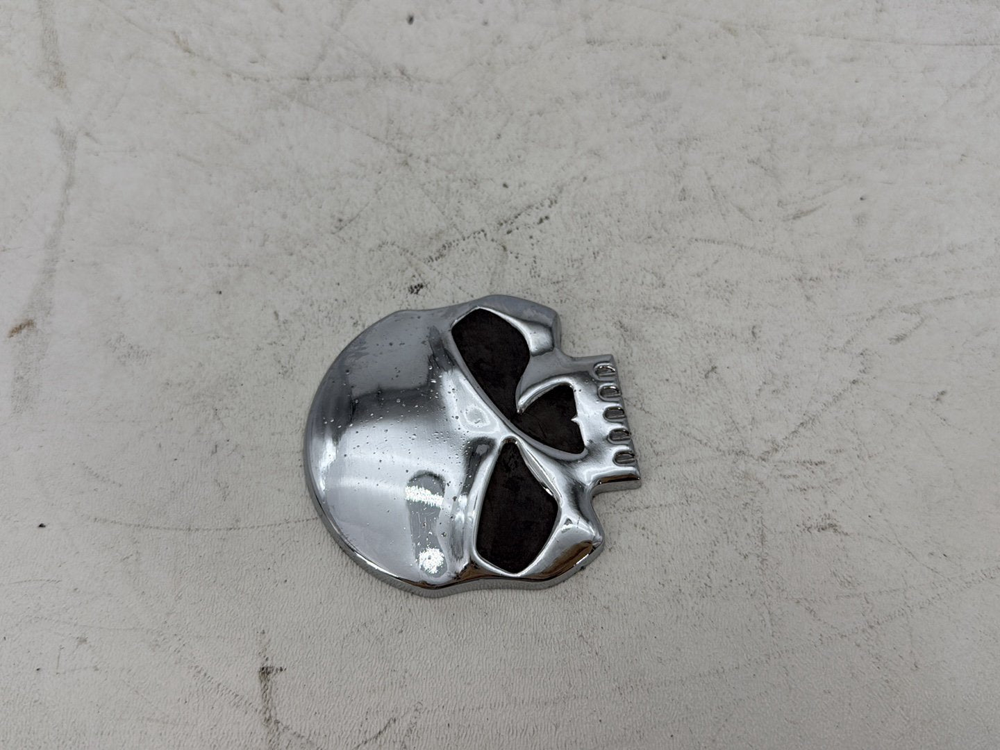 2012 Harley Dyna Fat Bob FXDF 103 OEM Fuel Cap Gas Tank Bushing Hub