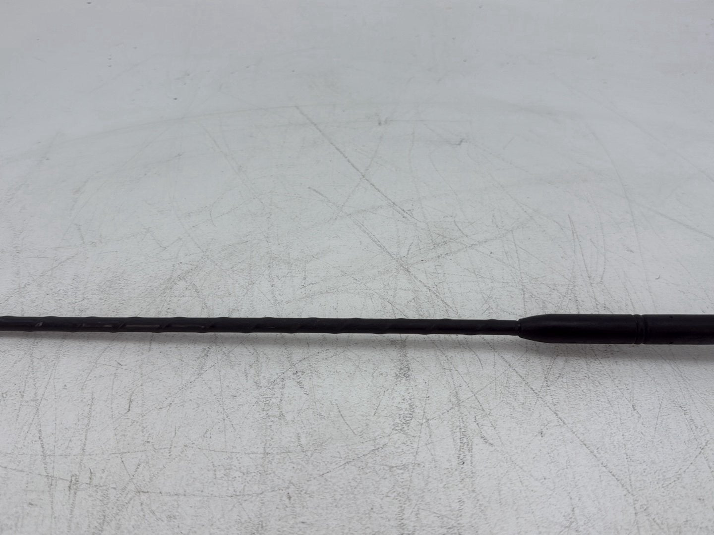 2010 Harley Street Glide Touring FLHX OEM Radio Antenna Mast FM AM 76250-98