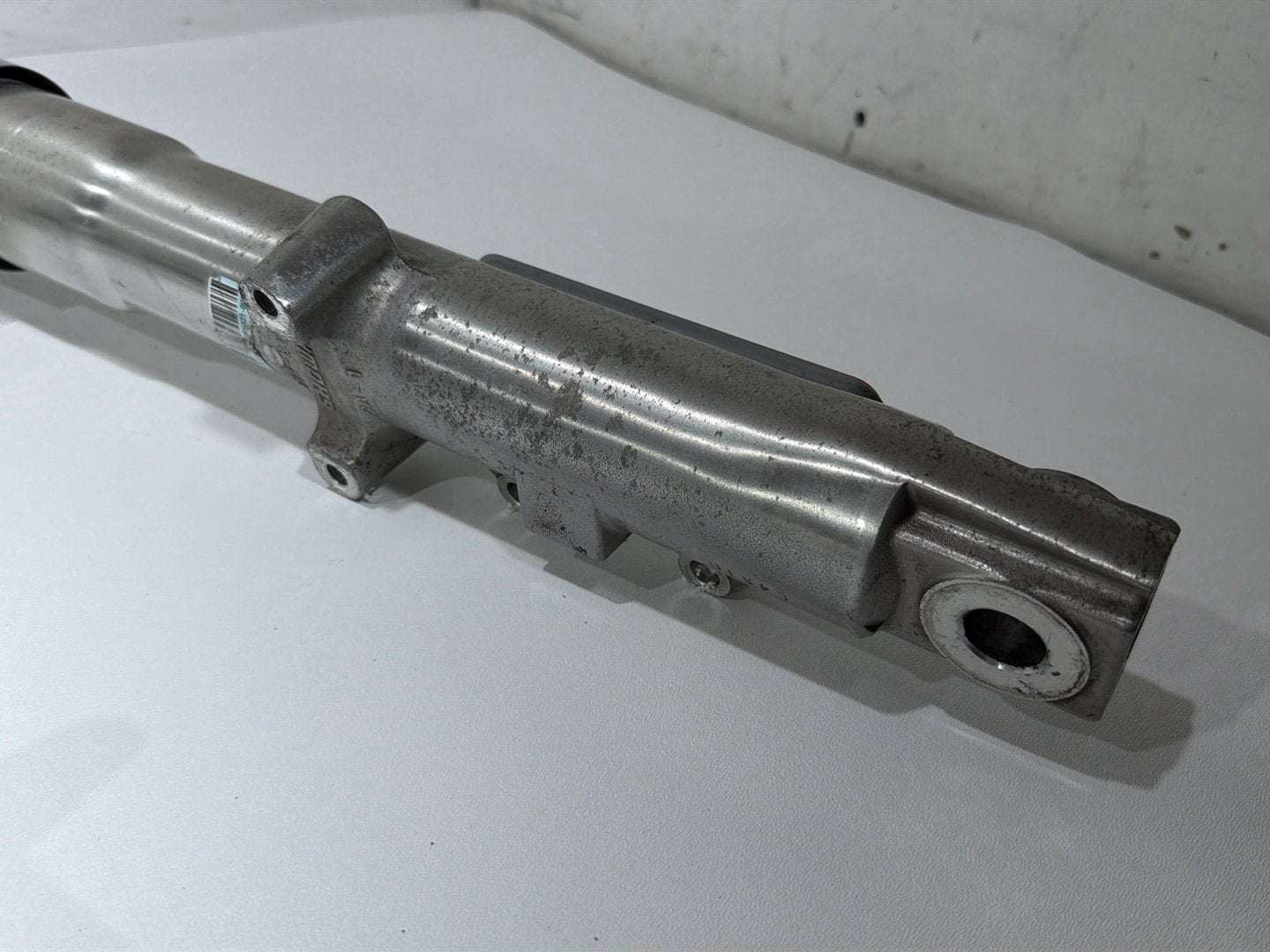 2011 Harley Heritage Softail Classic FLSTC OEM Front Triple Tree Set & LH RH Fork Legs Sliders